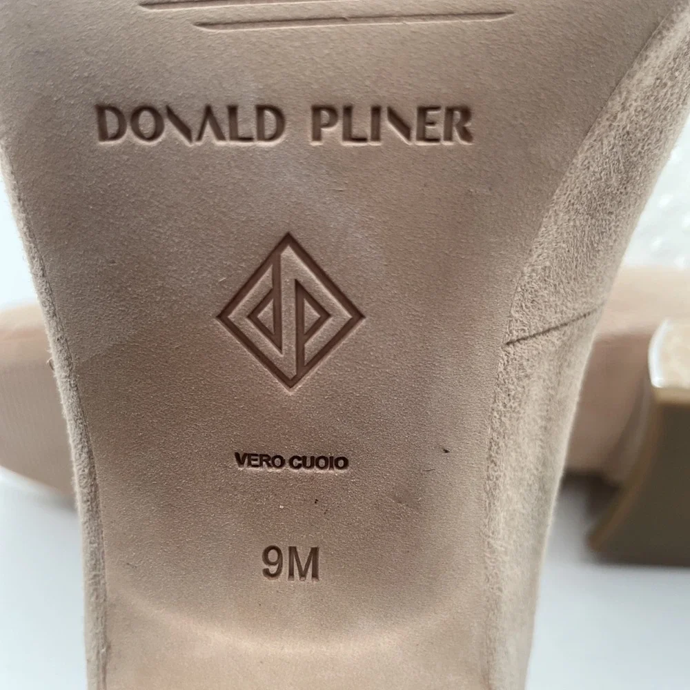 Donald J. Pliner Drew Beige Suede Dress Slip-On Pumps Shoes Women's Size 9‎ M